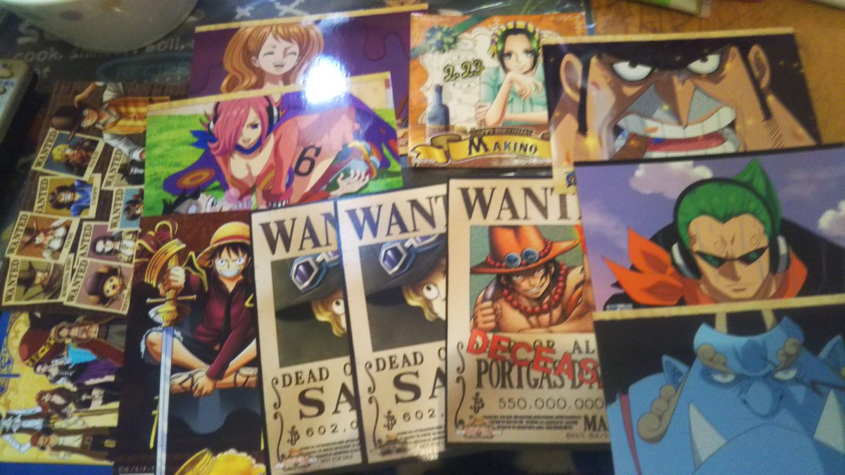 アオイ秋田11日 ワンピース One Piece 譲渡 写真中から 求 １枚50 郵送 ジャンプの 365日ステッカールフィ5 5交換可能です 声をかけてくれると嬉しいです どうぞよろしくお願い致します 求 麦わらストアの5 5ルフィ