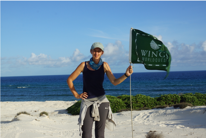 The intrepid April Burt  @apriljazB is working to inform the management of island ecosystems. An  @OxfordEnvRes DTP student, she spent 8 years on  #Seychelles and is now studying plastic pollution, management and  #coralreefs in partnership with  @SIF_Seychelles.