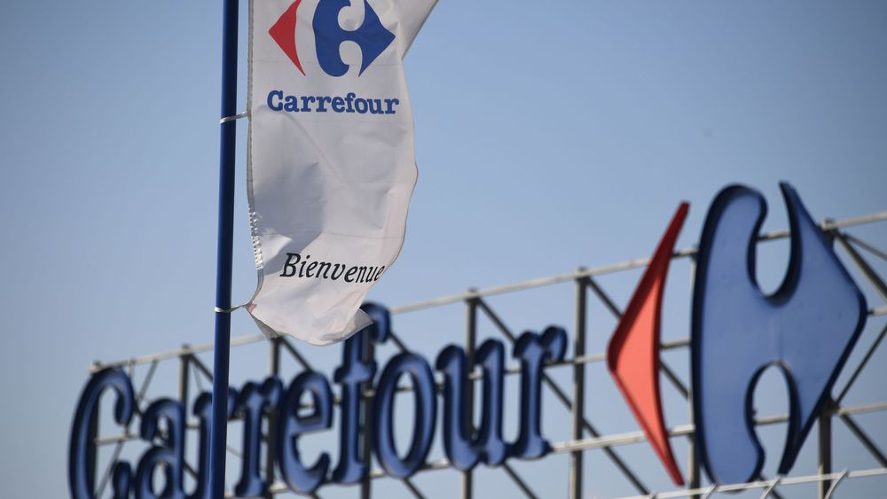 allo  @Economie_Gouv  @BrunoLeMairec'est pour un signalement - n°52C'est aujourd'hui que  @GroupeCarrefour va accorder 185,6 millions € de dividendes à ses actionnairesSoit l'équivalent de 9284 € par caissière, alors que la prime de 1000€ promise n'est pas encore certaine