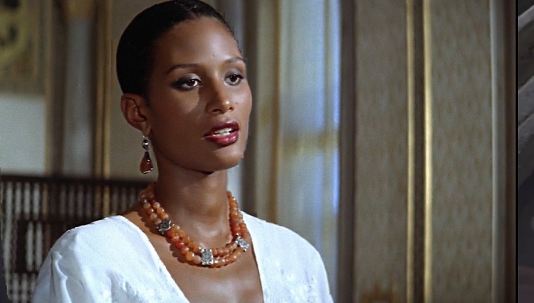 تويتر \ Clitaurus على تويتر: "Beverly Johnson in Ashanti (1979) https://t.co/HKoeOg6jZq"