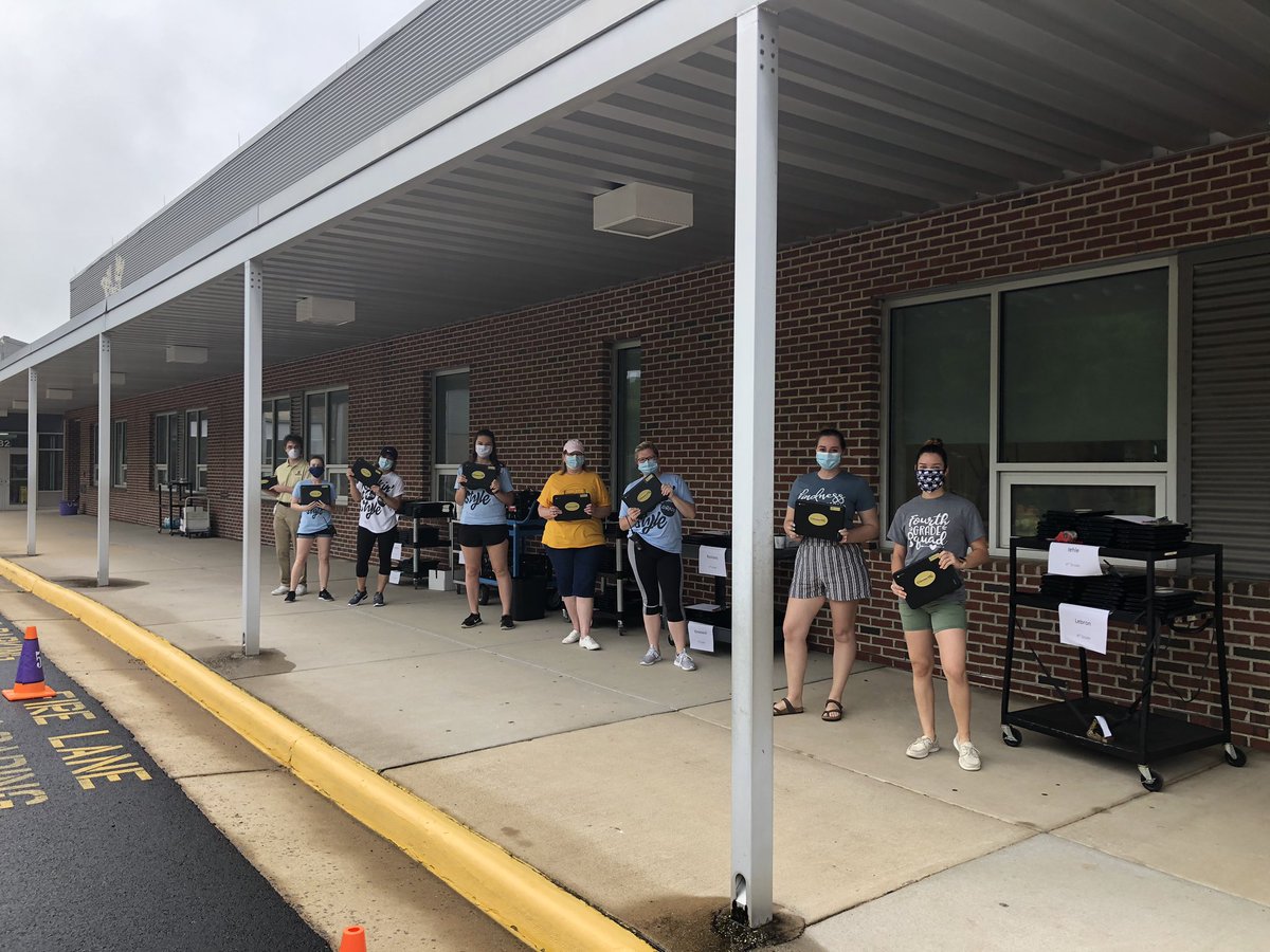 4th grade deployment is happening today!  Come to the elementary campus between 9:00 and 11:00 or 2:00 and 4:00 to pick up your child’s Chromebook <a href="/MPCSVA/">MPCSchools</a>