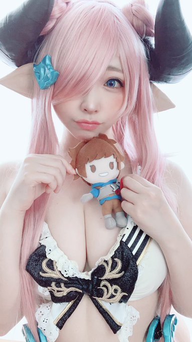 コスプレイヤーみぃこのTwitter画像4
