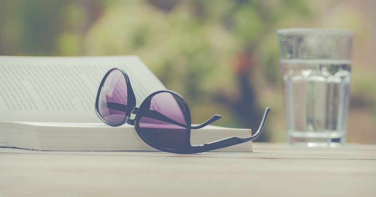 UEALibrary's tweet photo. Our Helpdesk staff are logging off for the weekend - we'll be back to answer questions... in June!! 😎(Monday morning, that is!) Wishing everyone a restful weekend - hope you get some good reading in! #UEADigitalLibrary https://t.co/uwh4Bxbx8v