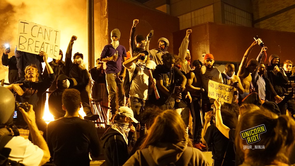 Hundreds took to the streets in South  #Minneapolis last night to show their disapproval for the recent killing of an unarmed Black man.Many gathered in front of a burning  #3rdPrecinct building — the former place of employment of the MPD officers who killed  #GeorgeFloyd.