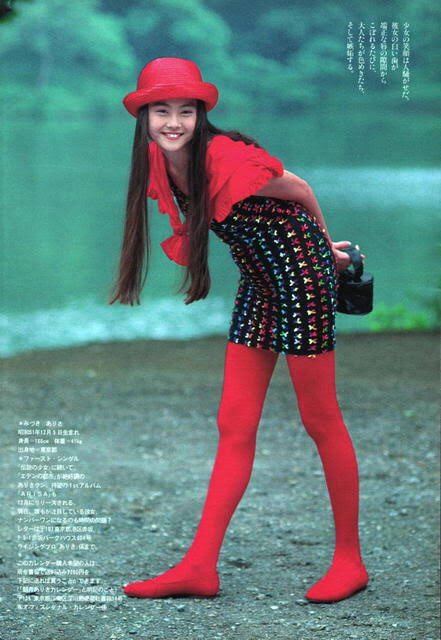 ソジュンのついでに観月ありさ14才集めたから見てほしい。頭身も雰囲気