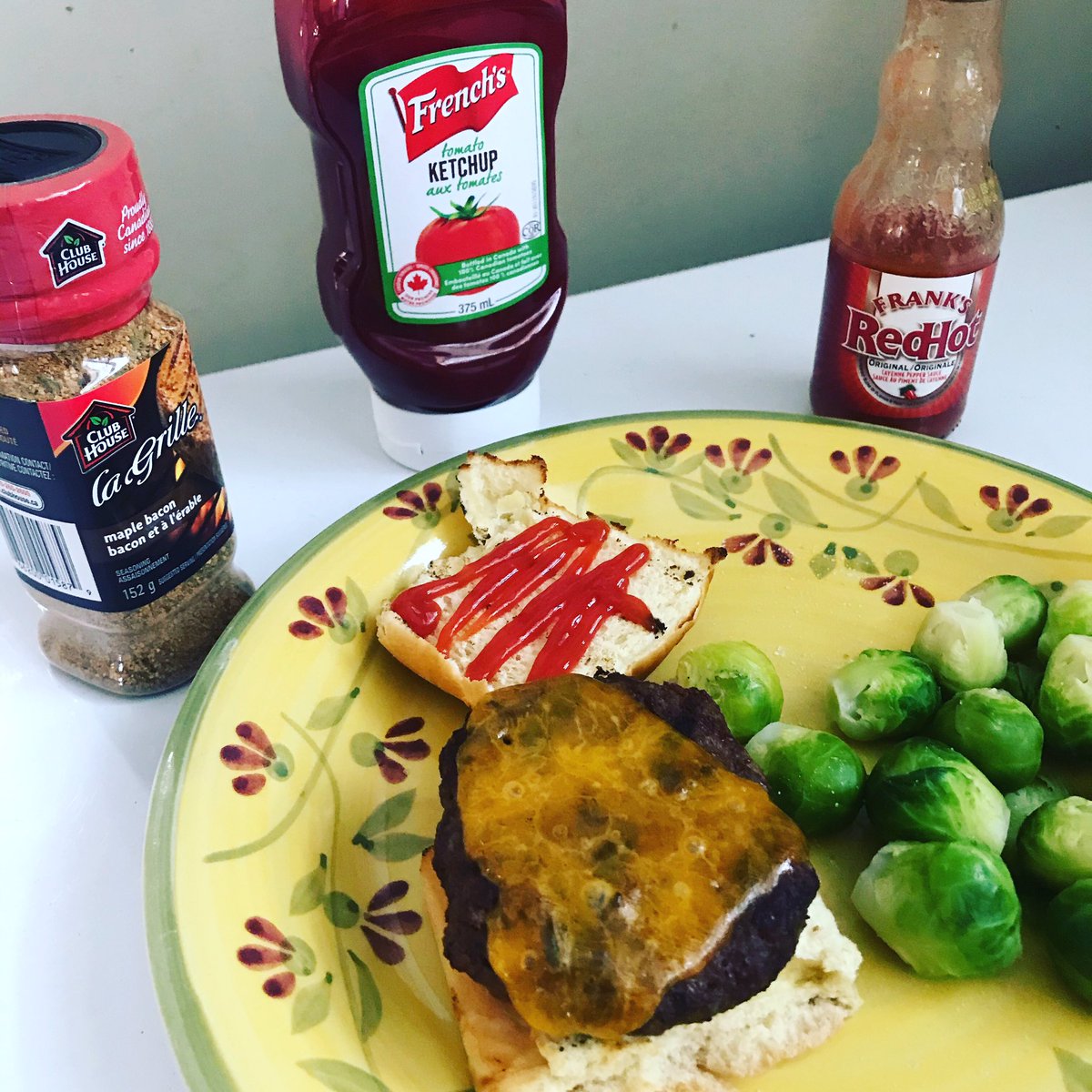 KSpanks17's tweet photo. Received for free!! #FindYourSummerHit #TrouvezLeSuccèsDeVotreÉté #contest #complimentary @helloflavour.ca @franks @frenchs @Influenster https://t.co/qHuDtiIPDg