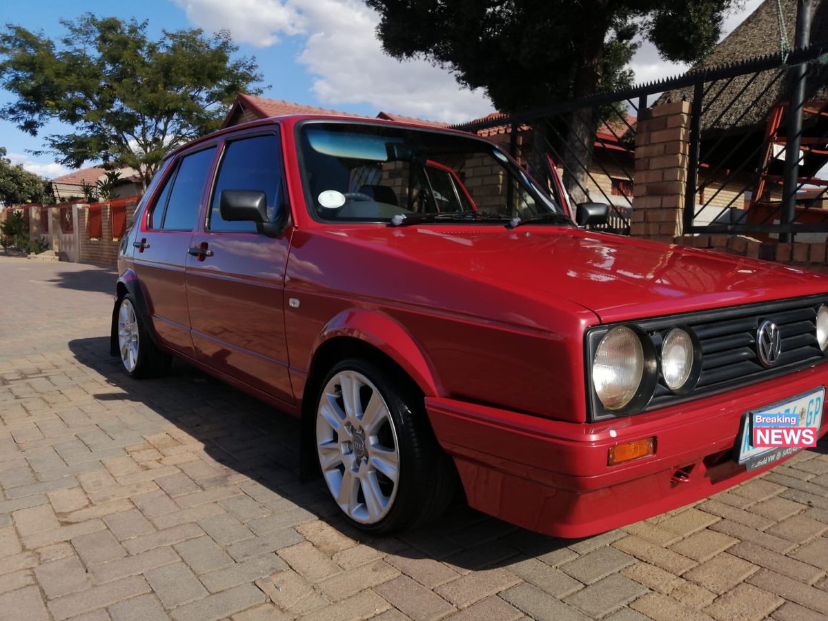 _Lesiba_'s tweet photo. @DosDee3 Still went for another mk1. Busy with it. So far coilies (because cant afford air💔). Audi rims. Few more cosmetics nyana I’ll be done. Well at least for now https://t.co/nKm2Yt3ryG