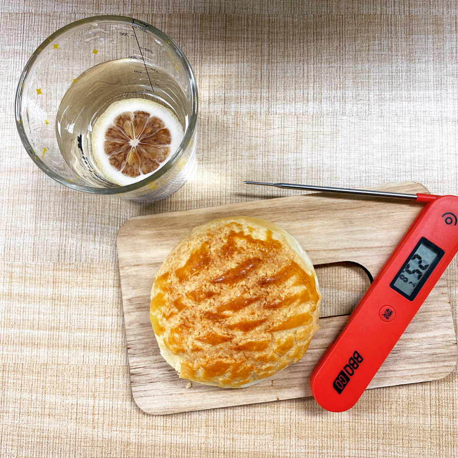 Recommend  Inkbird BG-HH1C thermometer, it can be used in BBQ, Meat、Baking、 Deep Frying、Milk、Coffee、Tea、Bathing. which is great.
#bbq #inkbird