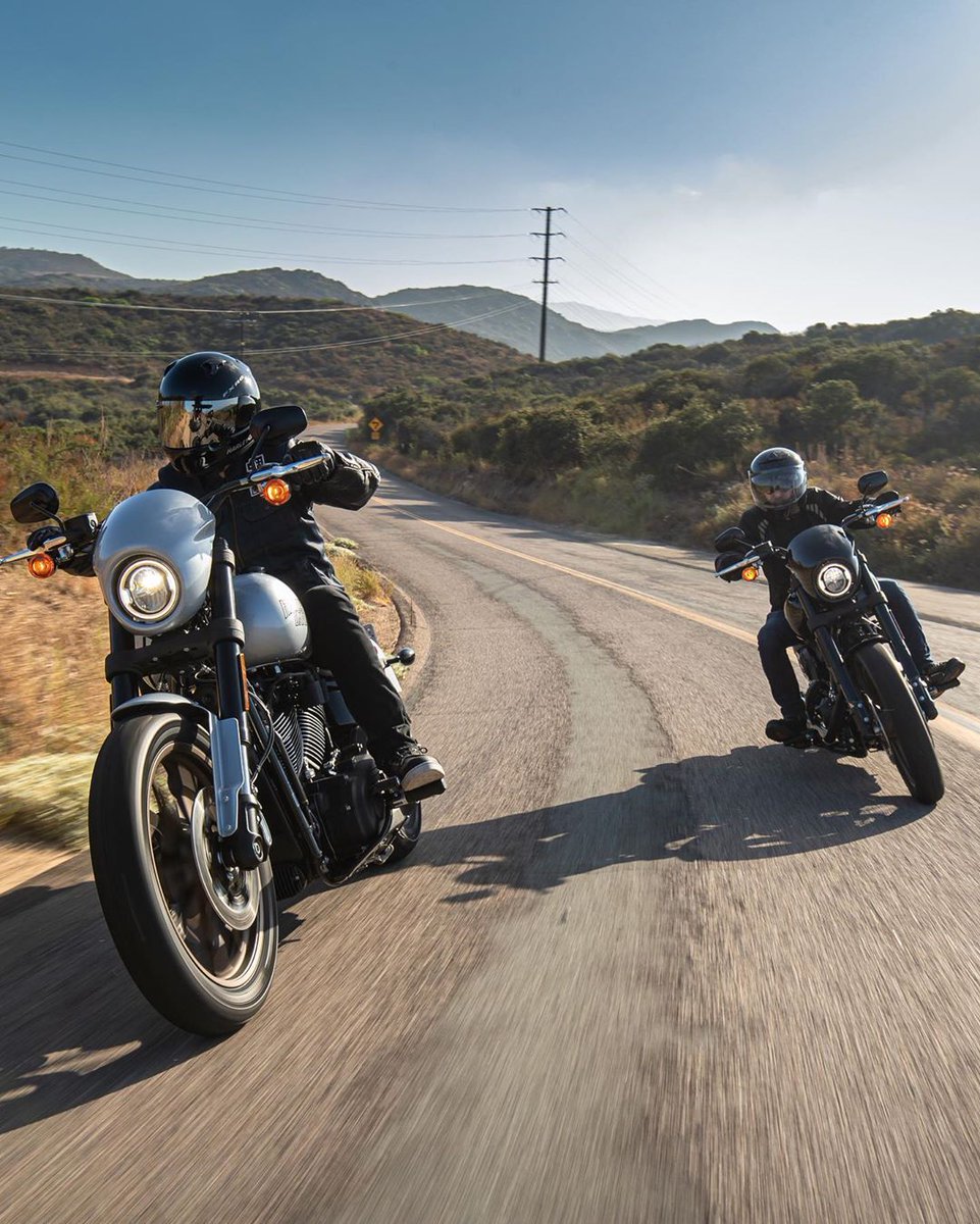 HDMiddleEast's tweet photo. Who is your riding partner?
Tag ‘em in the comments 👇

#HarleyDavidson https://t.co/5GCeKPINIG
