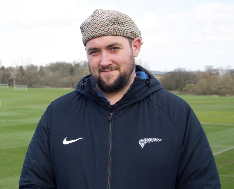 Pitchcare's tweet photo. .@BlairFerguson4 met Dan James, the #HeadGroundsman at the Ilford site of Ford Sport & Social Club, to discover how he has been coping with just one additional staff member on such a large site, & how his 'Frankenstein' skills are being put to good use!
https://t.co/hka8vkJJEY https://t.co/wY8avnvWDM