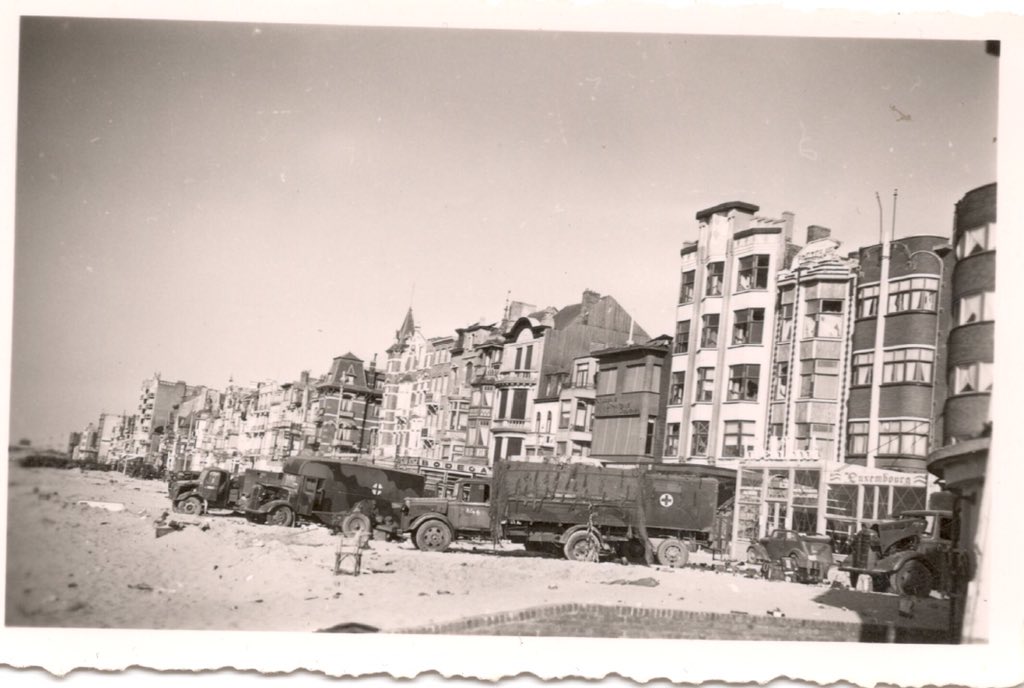  #Dunkirk80: then ending by travelling onto the beach at La Panne, this was one of the main evacuation beaches in May 1940 until these positions gradually fell to the Germans.