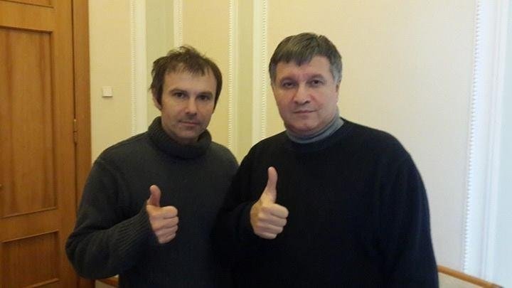 Участники перестрелки в Броварах скрылись на пяти автомобилях, - МВД - Цензор.НЕТ 3106