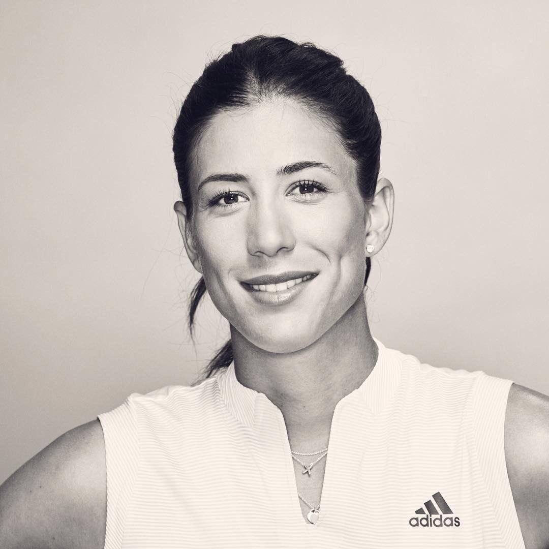 ElenaFoundation's tweet photo. Really interesting to see what @WTA players are up to during lockdown. Just wish we could get our hands on a copy of Vogue Spain to read the article by @GarbiMuguruza Always good to be able to divert your talents in this uncertain world #SS4B Sports Skills 4 Business 💛 https://t.co/nci9Rh8KBK