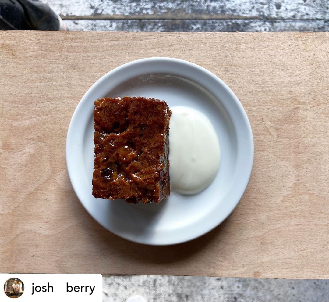 161@Home is back - order now online via bit.ly/3gACNB9

What you'll get: a take away menu of two mains, two desserts and a bottle of wine for just £40
#takeaway #se26 #kirkdale #sydenham@