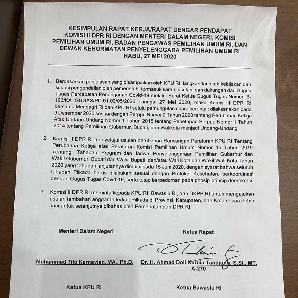 infodepok_id's tweet photo. Tok! Pilkada Depok dilaksanakan 9 Desember 2020. Jadi menurut kamu siapa aja yang cocok jadi walikota &amp; wakil walikota Depok periode 2021-2026?⁣
⁣
#infodepok #kotadepok #pilkadadepok #depok #depok https://t.co/8jbfMh9QRI https://t.co/Zn3vPyxnNq
