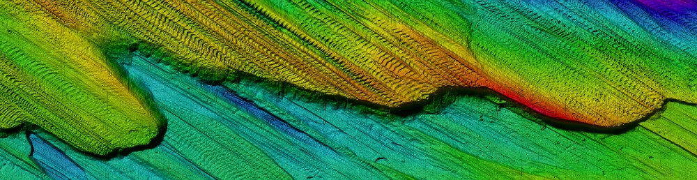 A new study in <a href="/ScienceMagazine/">Science Magazine</a>, by researchers from Scott Polar Research Institute, <a href="/lborouniversity/">Loughborough University</a> &amp; <a href="/NGUgeology/">Norges geologiske undersøkelse (NGU)</a> calculates that ice shelves surrounding the Antarctic coast retreated at speeds of up to 50 m per day at the end of the last Ice Age ow.ly/yAKx50zTklG