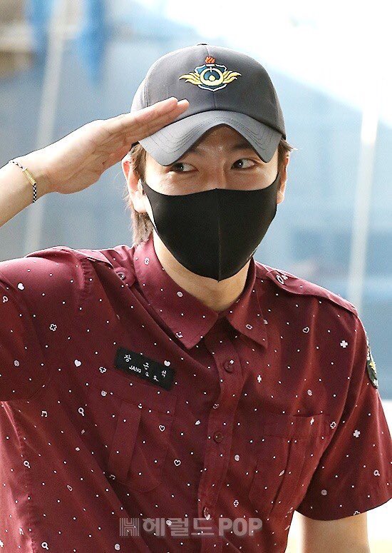 miejks's tweet photo. 立派になって戻ってきたね～
(母親の心境😅)
元気でよかった🎵
#장근석
#おかえりグンちゃん https://t.co/paZU3nQ4xI