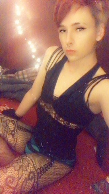 2 pic. https://t.co/d2iluOBumn cheap nudes and vids 30% off!! #OnlyFansPromo #onlyfans #onlyfansnewbie