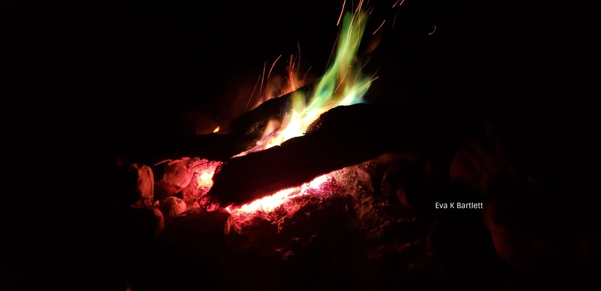 Last week, I joined members of the Syrian Exploration & Documentation Society for a few days in Mashquita, Latakia, for hiking, sleeping under the start, cooking over campfires and much laughter.Amazing time, amazing people, very grateful to have joined them! 