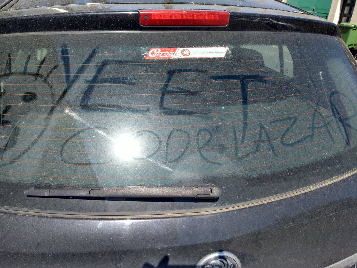 andy_the_tech's tweet photo. Yeet! @Lazarbeam my kids say I can't wash my car ever again! https://t.co/aCannyoQjK