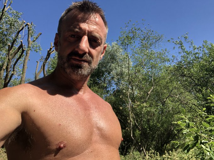 Perfect day for some outdoor fun https://t.co/sDZtx9U5JO<a href="/tag/goodmorning"class="tags"><span>#goodmorning</span></a><a href="/tag/goodtimes"class="tags"><span>#goodtimes</span></a><a href="/tag/holliday"class="tags"><span>#holliday</span></a>