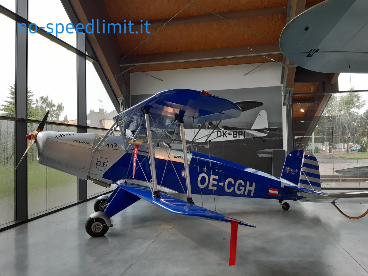 NoSpeedLimit_it's tweet photo. Bücker Bü 131 Jungmann (1934) 🇩🇪: two-seat training and aerobatic biplane. The plane was designed by the Swedish🇸🇪 designer Anders J. Anderson. It is It is powered by the in-line four- cylinder #Hirth engine of 80 - 105 hp. Its first flight took place on 27 May 1934. https://t.co/cuH0eDC9Ra