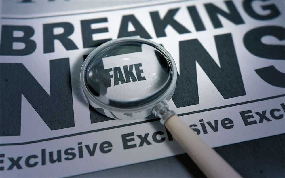 thebotruso's tweet photo. 🛑 STOP #FakeNews!

Has encontrado una noticia escandalosa en Internet?

Espera, no la compartas todavía!

▪️ Comprueba la fuente
▪️ Verifica la veracidad de la información

Hagamos un uso responsable de las redes sociales! https://t.co/CzMWycK3S7
