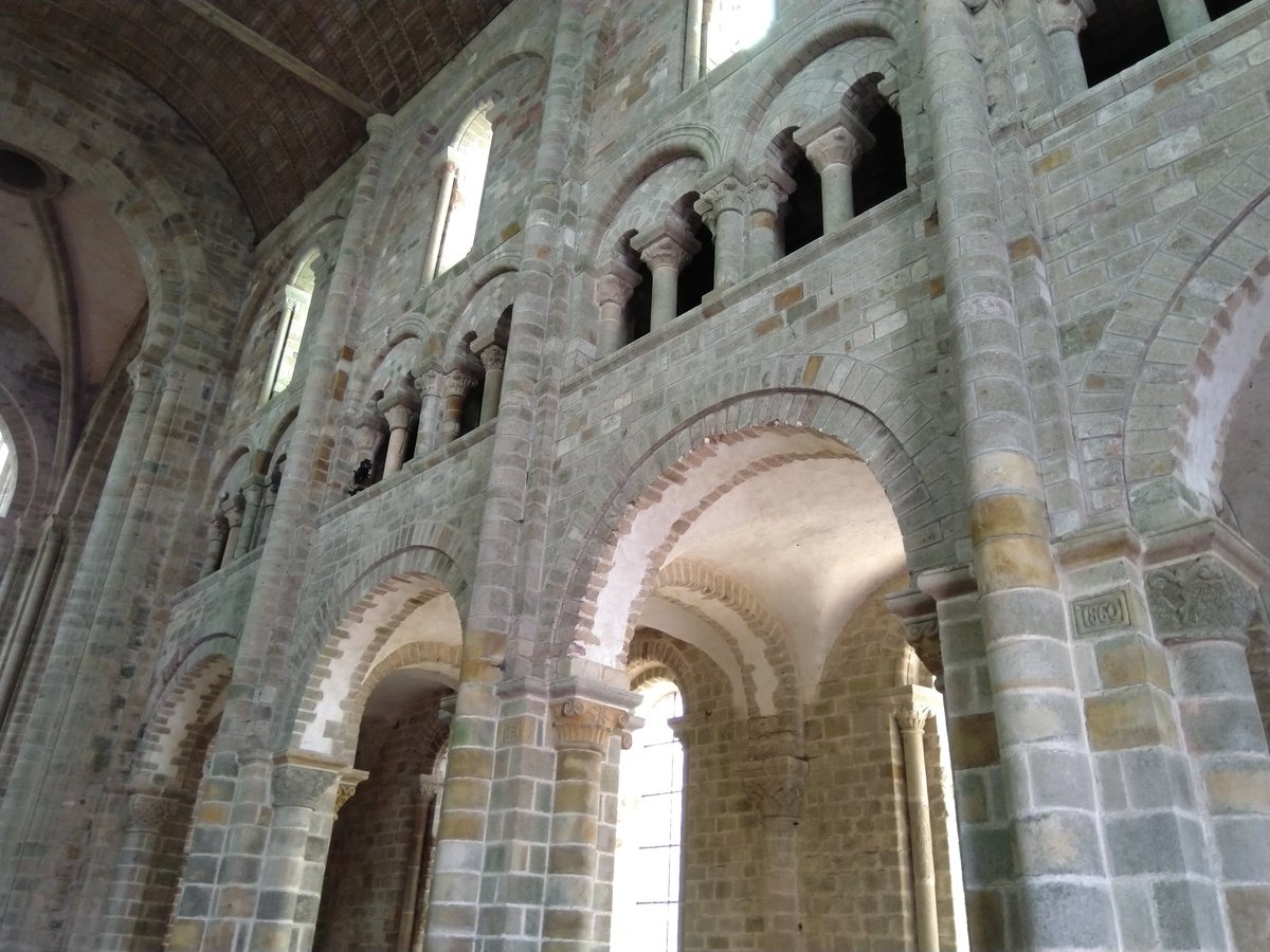 The pre-1000 church (Notre-Dame sous terre) is sort of in the middle of the current buildings and isn't accessible to the public. Parts of the Romanesque church survive: nave (some of it), transept and some of the lower layers. 10