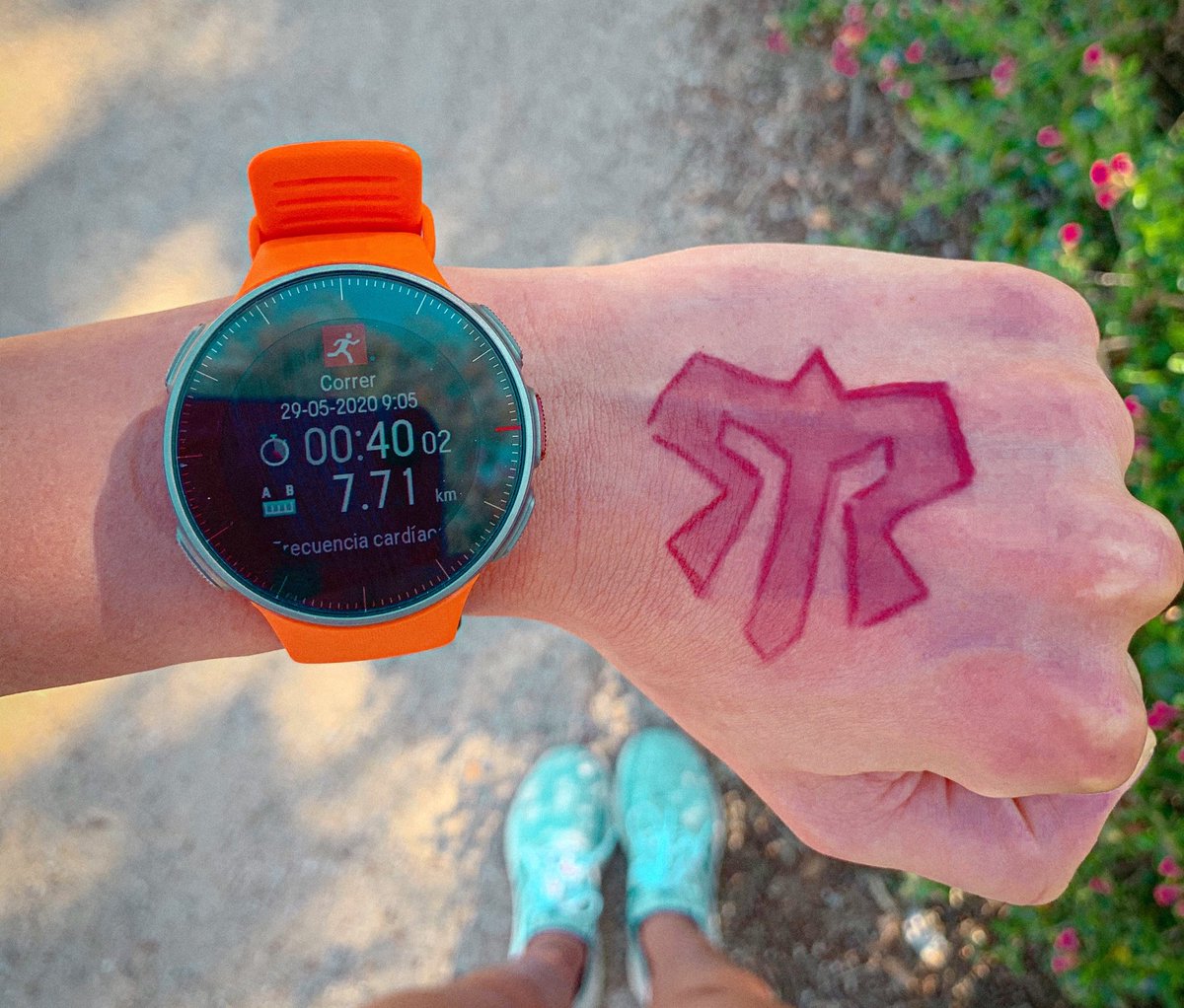 ¡Arranca un finde ÉPICO!
Levanta la mano ☝🏻 si ya has completado tu relevo de hoy de #RagnarSpainVIRTUAL
🔝🏃🏻‍♂️🏃🏻‍♀️