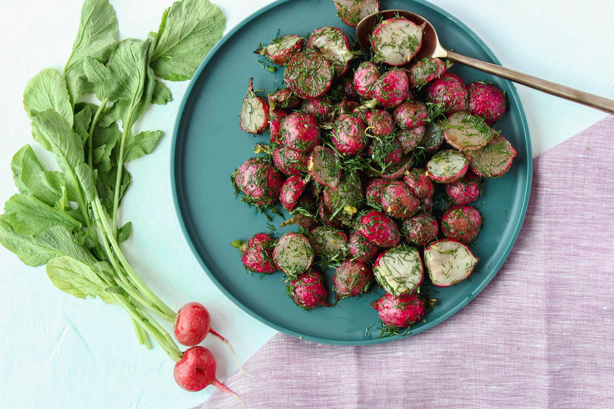 Dilly Roasted Radishes
A new way to enjoy this great snack vegetable. If you are a radish junkie, this one will surely be added to your arsenal!
bit.ly/3cdJgOQ
#dillydilly #dill #radish #microgreens #smartfoodchoices #radishes #redradish #radishgreens #freshfood #salad