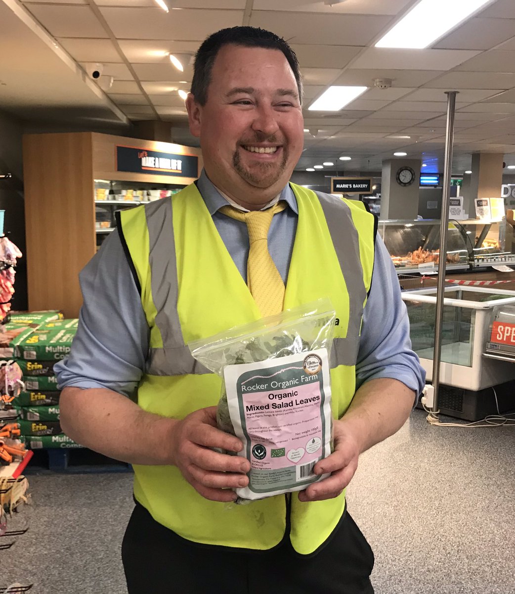 Templemore’s local award-winning salad is now available in O’Connell’s Centra Templemore. It’s the only retail store in town stocking the <a href="/BlasNahEireann/">Blas na hÉireann</a> Chef’s Choice Award winning leaves. Store owner Liam O’Connell is seen here with the first delivery to his <a href="/CentraIRL/">Centra Ireland</a> store.