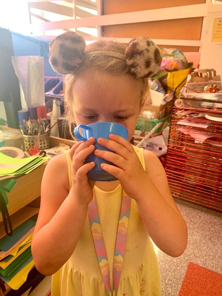gladstonebarry's tweet photo. Fun at the hub #smoothiemaking #healthykids https://t.co/2yzNDvLKhw