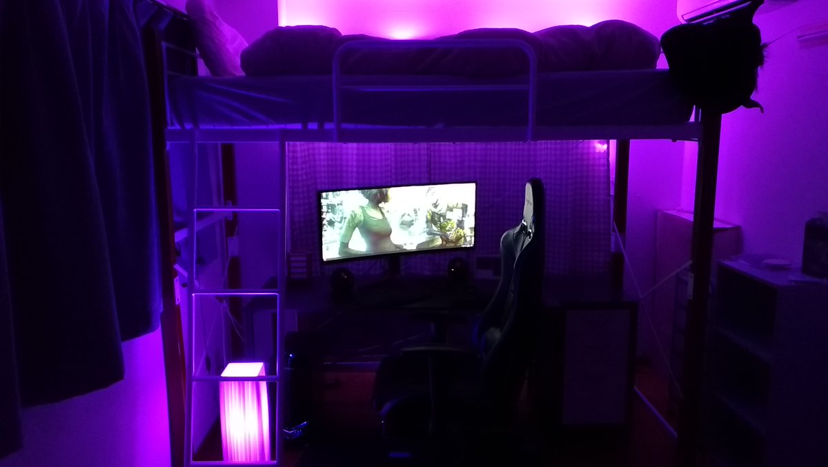 Sexy Comandow Ledテープを貼ったら部屋が大変なことになｔｔ ﾉd っ