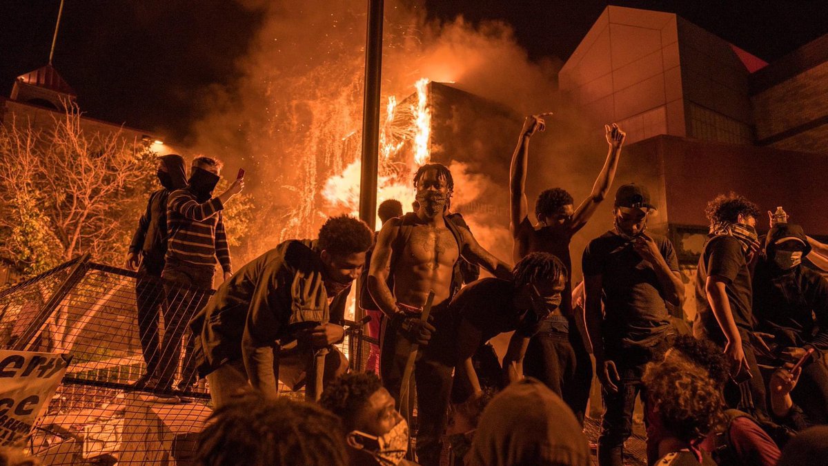 ahnnasimone_'s tweet photo. “A riot is the languages for the unheard.” #MinneapolisRiot https://t.co/0DGbKbPPtW