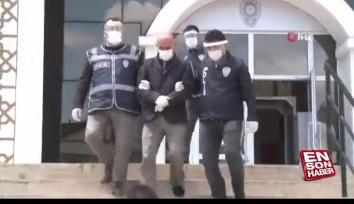 crashbandi13579's tweet image. Adam "rezil" gözaltına alındı..
Aile mağdur.....😡😡😡
2 can zor kurtuldu.....
Ama bu densizler......🎃🎃
Karakteri zayıflar ****
Hâlâ EŞKIYALARA arka çıkıyor 
Eeeee🤔🤔🤔‼‼
RANT ÇETESİ korunur tabi....🤮
#algınızbatsın
#TAKSİREZALETLERİ 
#2CAN
#TAKSİTEKELİNESON