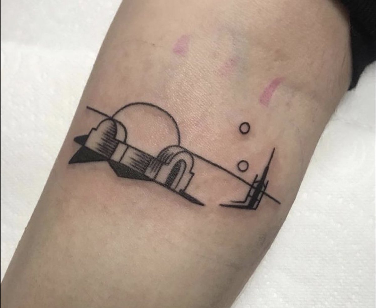 dev ✵ on X: "I think I've decided on the binary sunset as my next tattoo, my favorite shot in all of cinema https://t.co/4SHXNOxGwS" / X