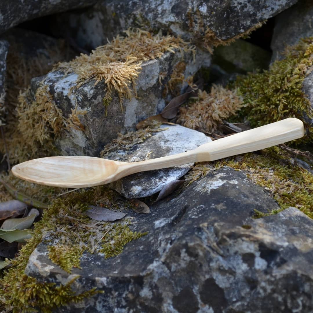 Medium sized #eater made form a bent #branch.