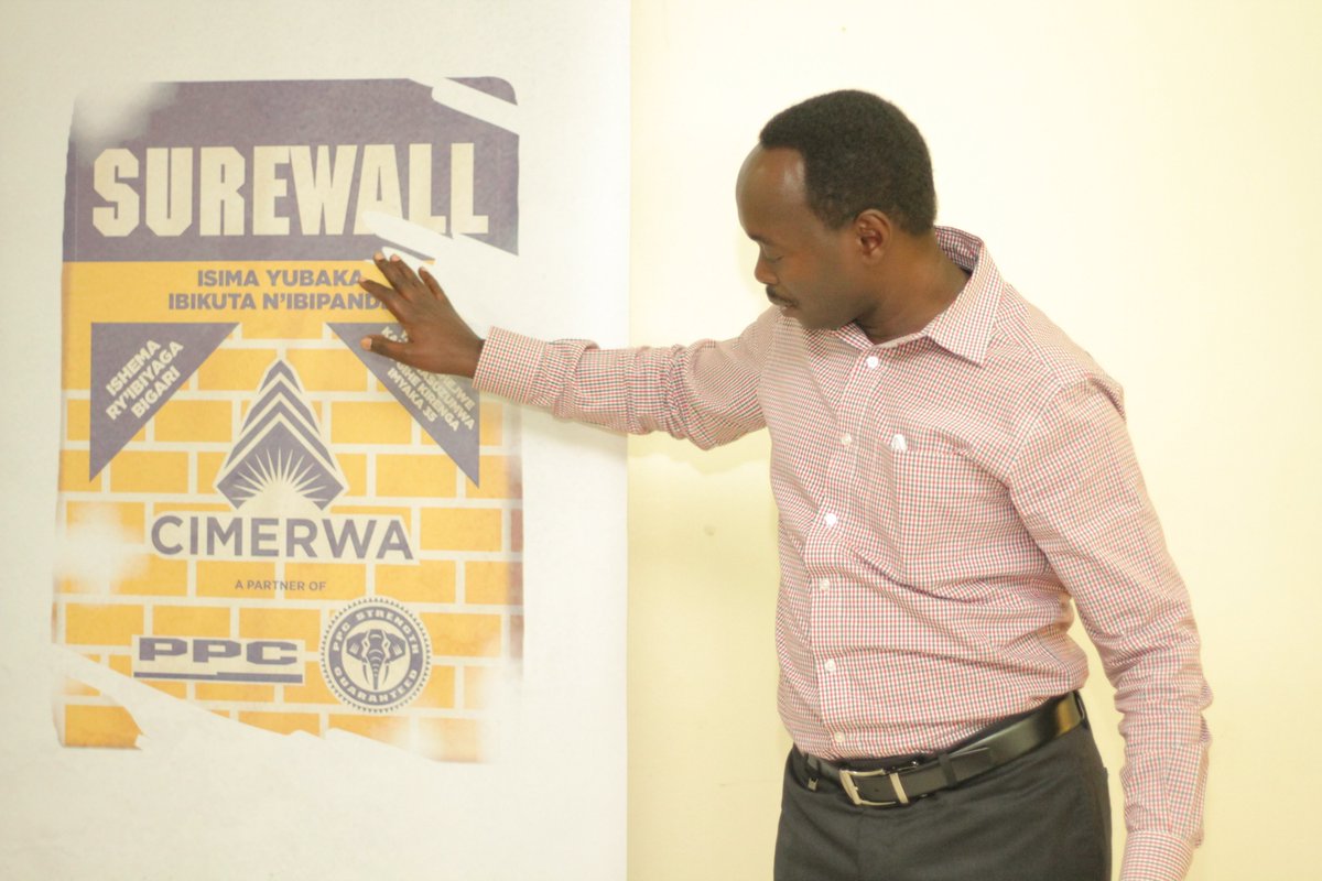 CimerwaPlc's tweet photo. Our sales, marketing and distribution manager @jefferson2uk explained more about our products rebranding #SureRange and talked about our new product #SureWall which is suitable for brick joinery and finishing works.
#CEORoundTable #MeetAndGreet #RwOT https://t.co/Ti3xbuGaOV
