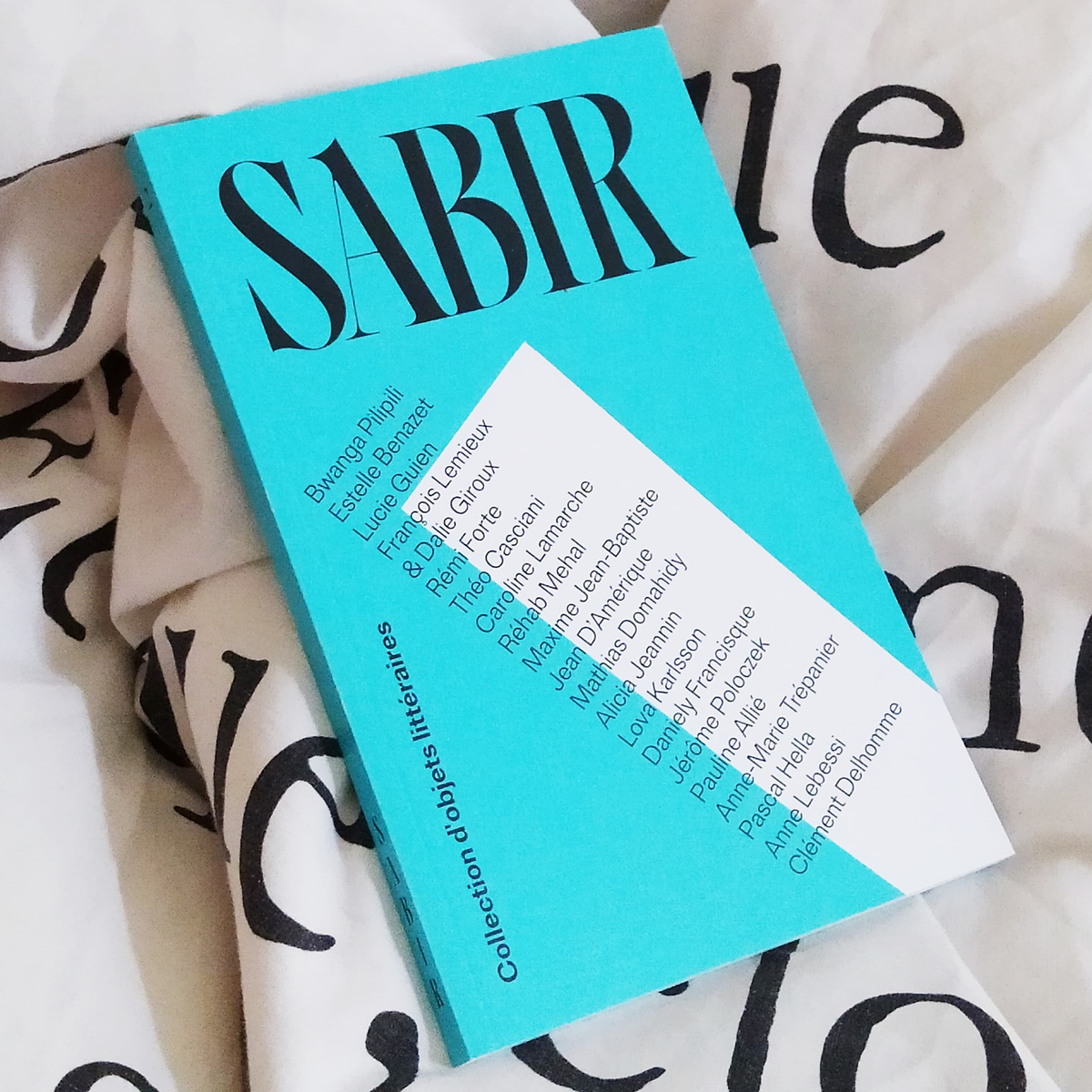 Heureux d’avoir contribué au nº 2 de la revue Sabir.
Pour commander: revuesabir.bigcartel.com