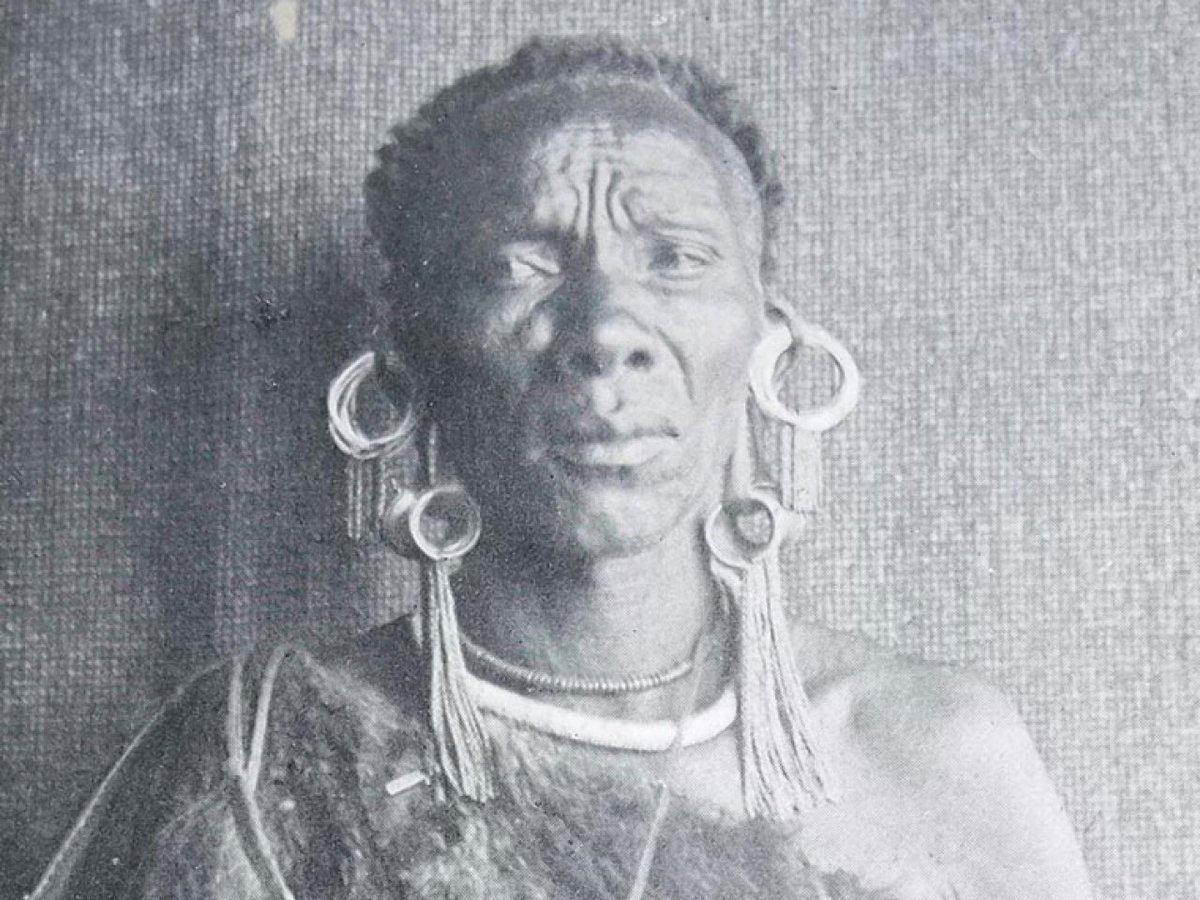 24/Paramount Chief Karuri wa Gakure of Muranga is renowned for having fought off a Smallpox epidemic in the 1890sKaruri invited the Consolata Missionaries to his territory, pushed for the establishment of Fort Hall and was said to practice witchcraft. https://www.nation.co.ke/news/How-chief-fought-and-won-war-against-smallpox-in-late-1890s/1056-5521686-6123g0/index.html