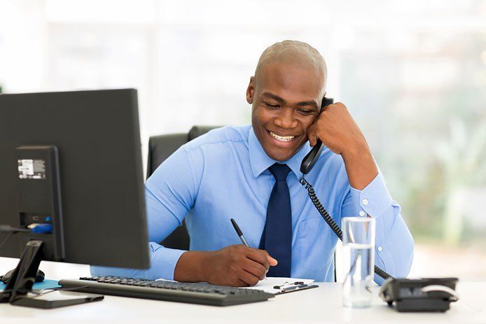 RapportBoost's tweet photo. RT @callcenterhost: 3 Customer Service Tips When Working Remotely https://t.co/FCoksNpGeu #custserv #tips #wfh https://t.co/PjOx0z9x7T