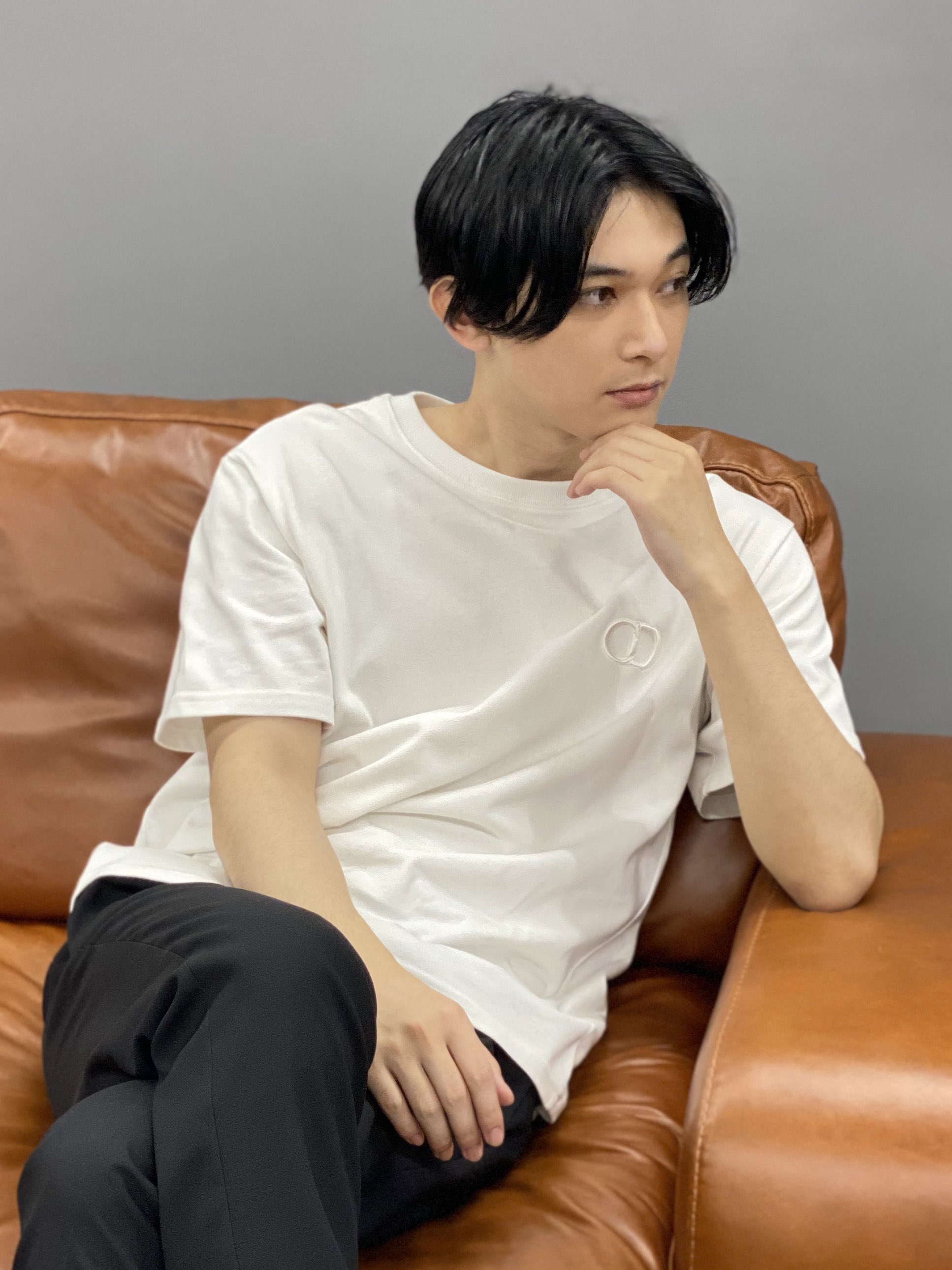 吉沢亮　Tシャツ　Lサイズ　白黒 吉沢亮 Tシャツ Lサイズ 白黒 き*ょ様 吉沢亮 Tシャツ Lサイズ