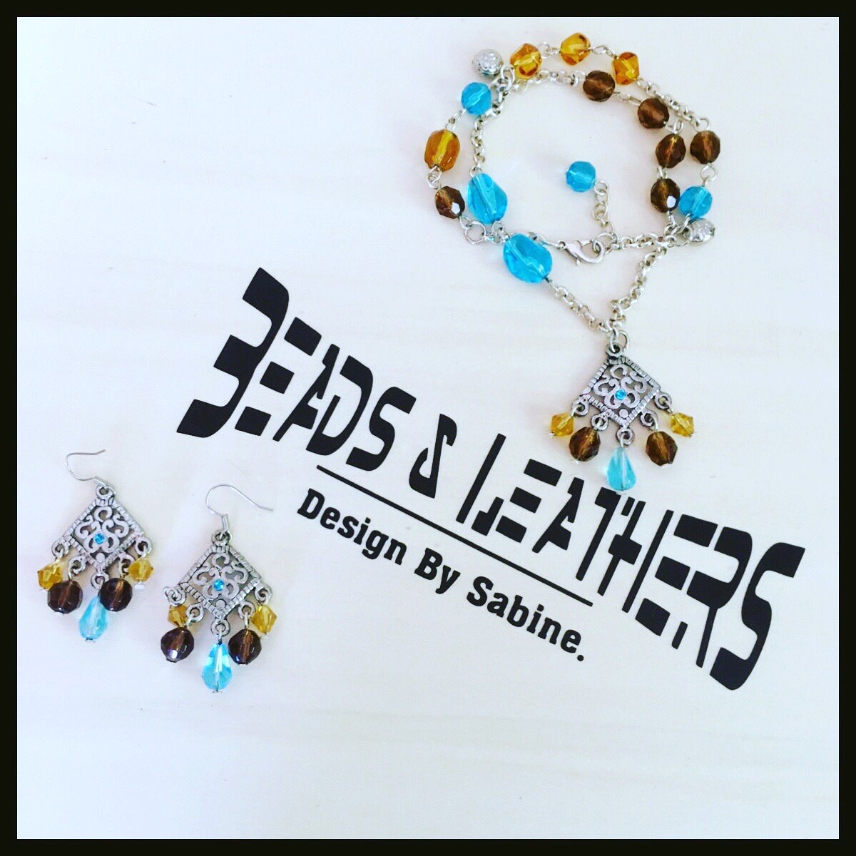 Bienbianchi's tweet photo. Halsketting met bijpassende oorbellen in zomerse kleuren.            (in overleg ook mogelijk in andere kleuren.) Voor meer info stuur gerust een pb. #necklace #earrings #summer #set #nee #nice #2020
trend #wannahaves #jewelry #handmade #custommade #women https://t.co/KOhgo1KI8V