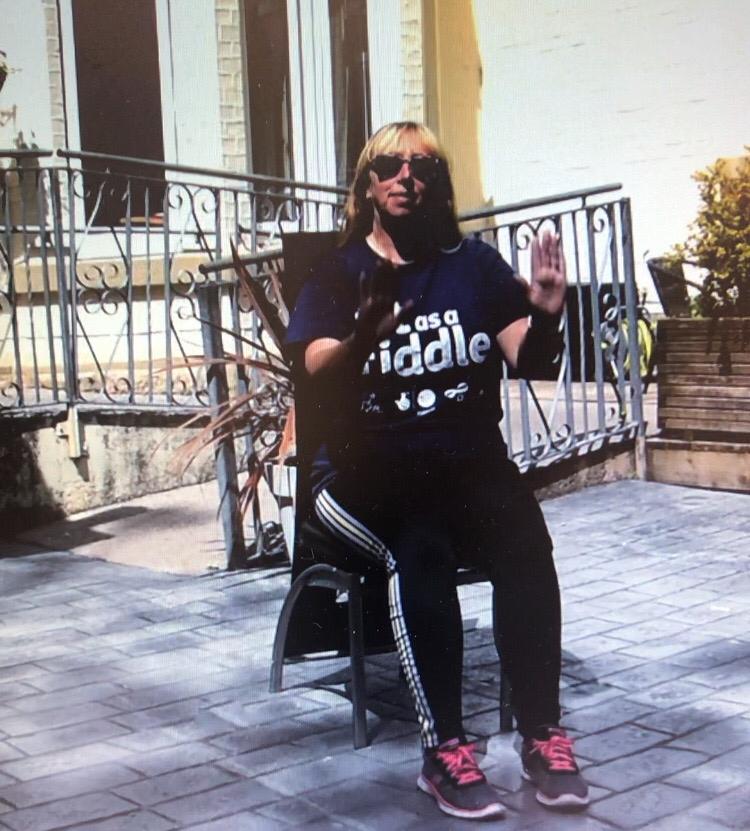 AgeUKBwD's tweet photo. If we can't go in then we can always stay outside. Our armchair tai chi session at Oldfield Manor Care Home was delivered safely this week Alison outside, residents inside 😎 #innovation #doingitdifferently https://t.co/pd7ASpocxM