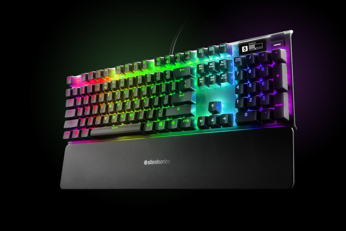Concours2Gamer's tweet photo. #Giveaway #GiveawayAlert #Giveaways #concours #gamer #steelseries 

Pour fêter les 200 abonnés: 

A gagner: Steelseries Apex Pro

Pour participer: 

🔹️RT &amp; Like
🔹️Follow @Concours2Gamer 
🔹️Mentionne 2 amis

TAS: 100 RT 🍀 https://t.co/FQaO4MVet1
