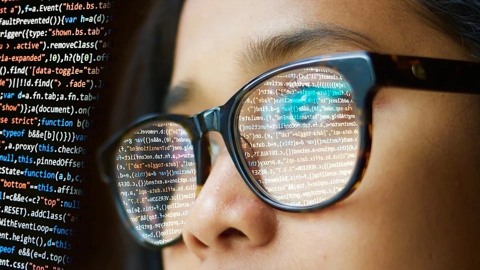 Las #JENUI2020 contribuirán a fortalecer el papel de las #WomenInSTEM y todas sus sesiones estarán presididas y moderadas por referentes femeninas de la #informática ℹ️ Mira el programa en jenui2020.uv.es/index.php/pres… 👇 ¡Abre el hilo para conocerlas!