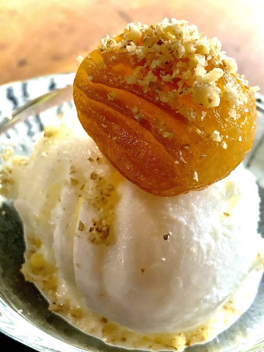 トルコ料理 ドルジャマフセン 緊急事態宣言の解除に伴い 今週火曜から休業要請の緩和が ステップ１の段階へ 店内でのご飲食も22時までに もちろん気を抜かず 今後も感染拡大防止に努めます テイクアウトも変わらず承ります 画像はドンドゥルマ アイス