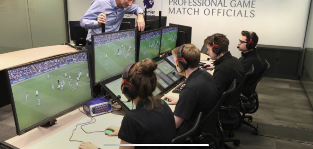 NoToVAR5's tweet photo. Can people work from Stockley Park and follow social distancing protocol?

This image suggests not. 

So that’s the end of that then. 😜 https://t.co/TQhs4WV4G8