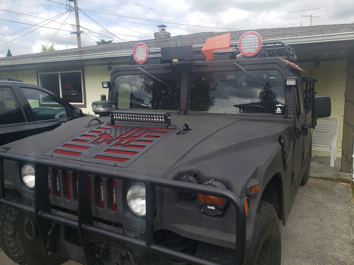 DMOSCollective's tweet photo. Badass H1 #MONSTER๐
'
'
'
'
'
'
#ForThoseThatDo #dmos #proshoveltools #shovel #compact #design #aluminum #steel #madeinusa #usa #tools #equipment #gear #outside #survival #camping #overland #overlanding #autos #automotive #cars #trucks #rig #kitted #frontendfriday https://t.co/tQ777pZIoP