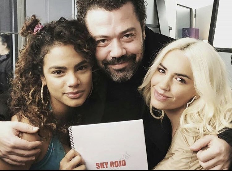 LaliPerfectEspo's tweet photo. Se vuelve #SkyRojo https://t.co/jRcSmZ17DG